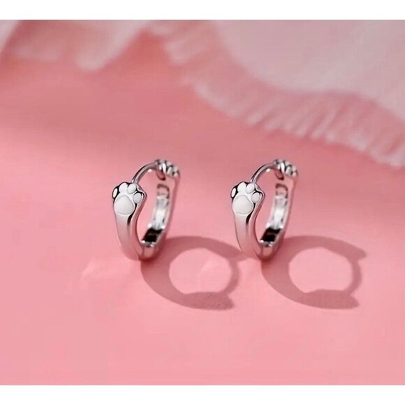 Independent Jewelry - Sterling Silver Cat Huggie Hoop Earrings Enamel Animal Cute Trendy